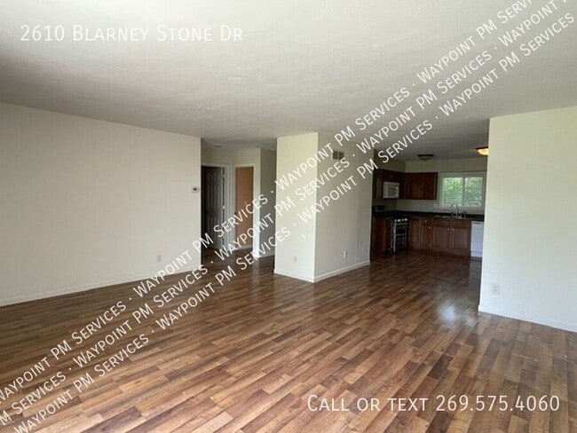 Photo - 2610 Blarney Stone Dr Casa