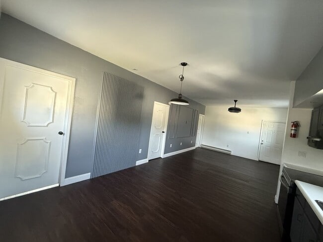 Photo - 132 E Main St