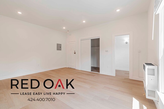 Photo - 415 S Westlake Ave Unit 201