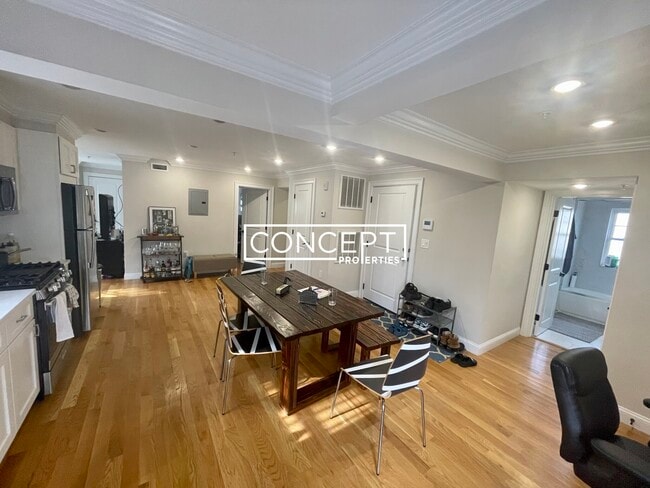 Photo - 64 Gordon St Unit 2B