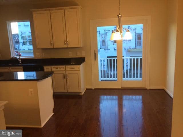 Photo - 25631 Pleasant Valley Rd