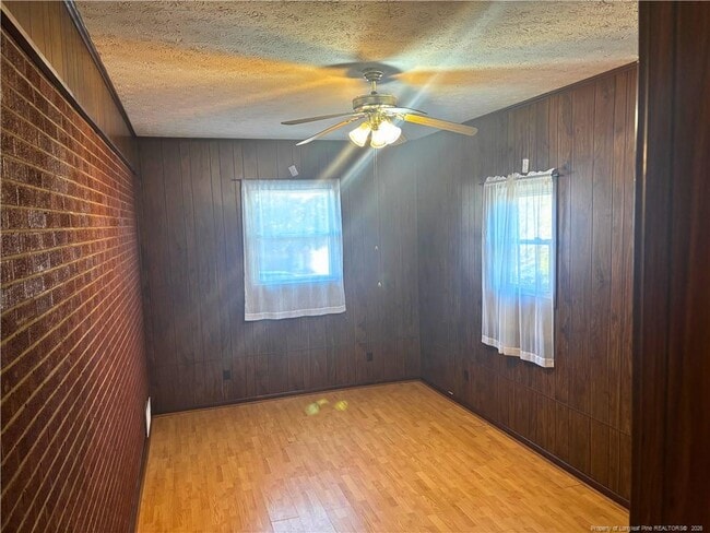 Photo - 854 Stoneykirk Dr