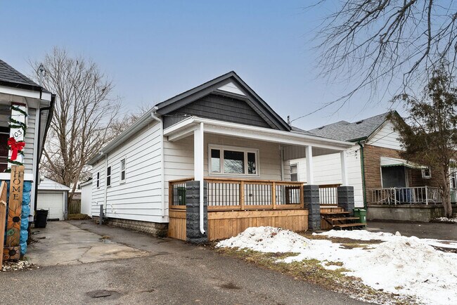 Photo - Main Floor * 2 Bedroom DUPLEX for rent* newly renovated*AUG 1