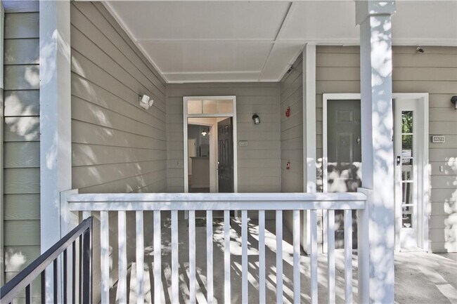Photo - 8102 Woodland Ln Unit 8102