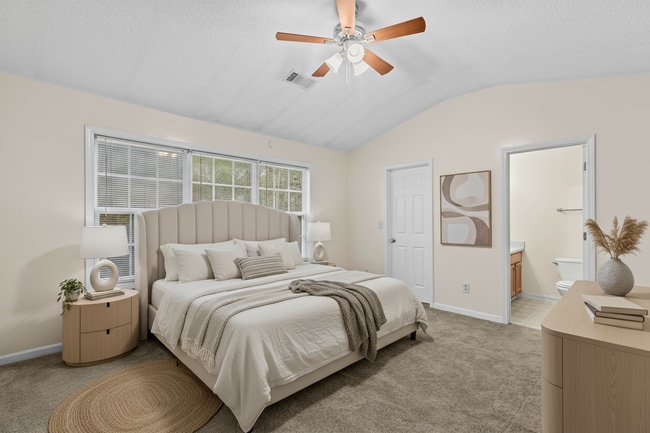 Photo - 6294 Hickory Ln Cir