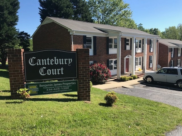 Cantebury Court