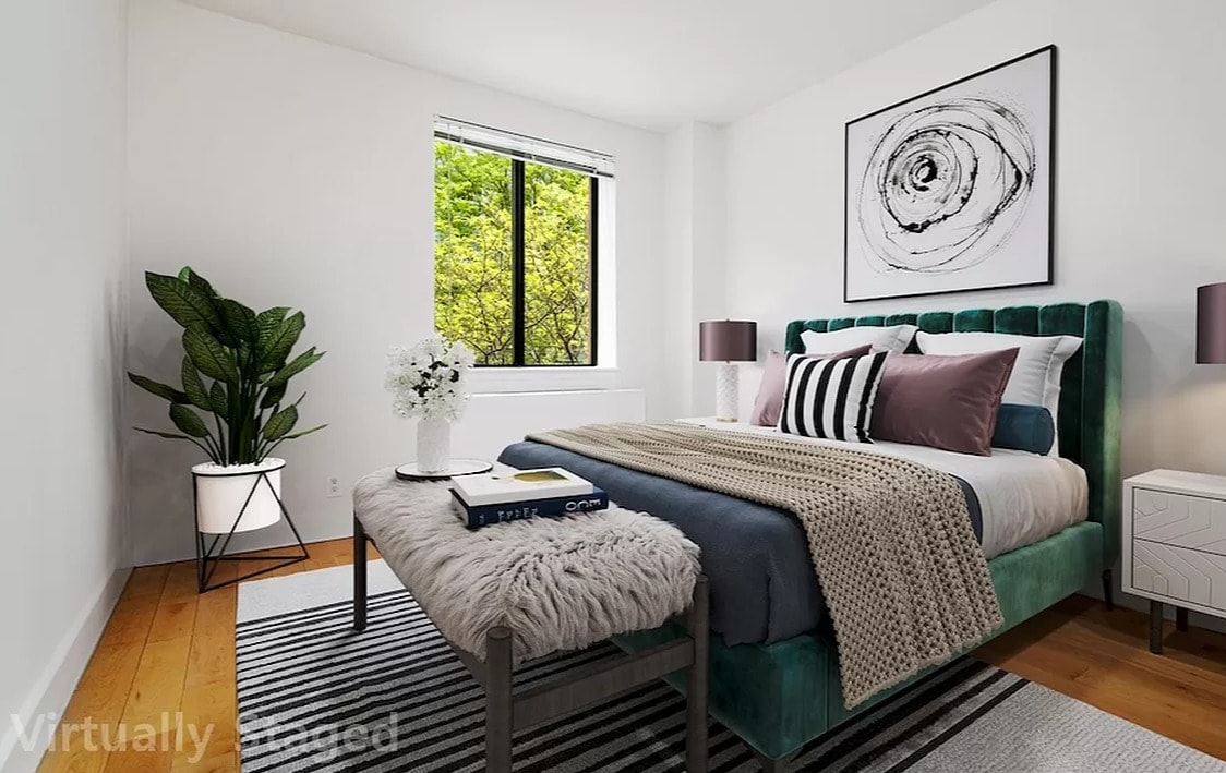 Photo - 726 Tenth Ave