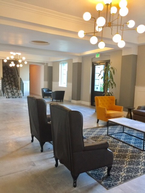 Modern & Cozy Studios in Koreatown