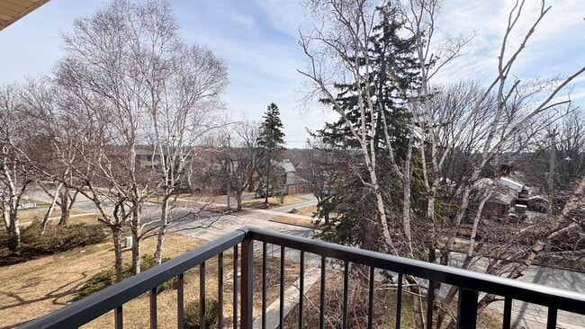 Photo - 60 Doon Rd Unit 11