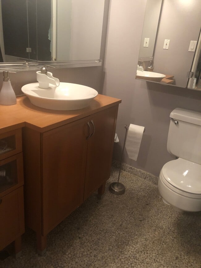 Photo - 7002 Kennedy Blvd E Condo Unit 12 I