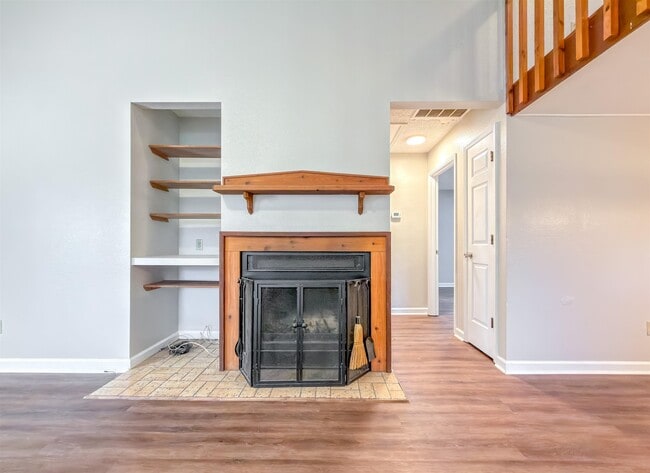 Photo - 1556 Twin Lakes Cir