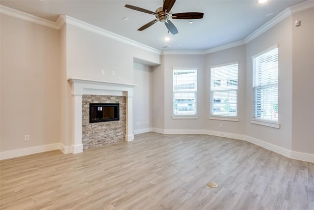 Photo - 232 Crockett St