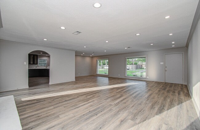 Photo - 1801 Benbow Wy