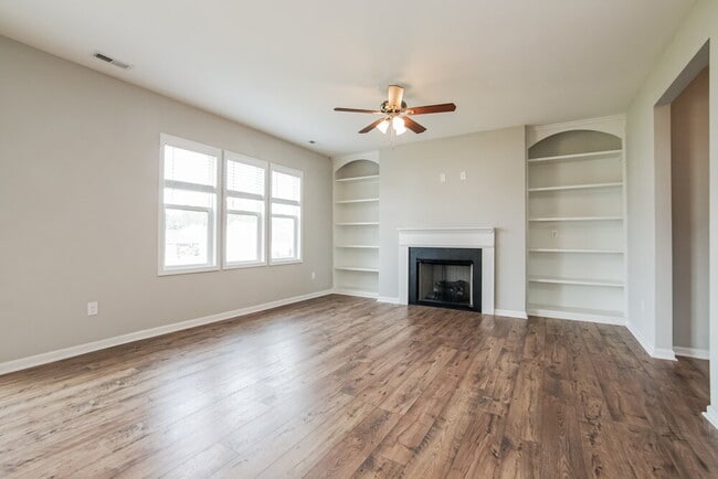 Photo - 12 Patagonia Pl