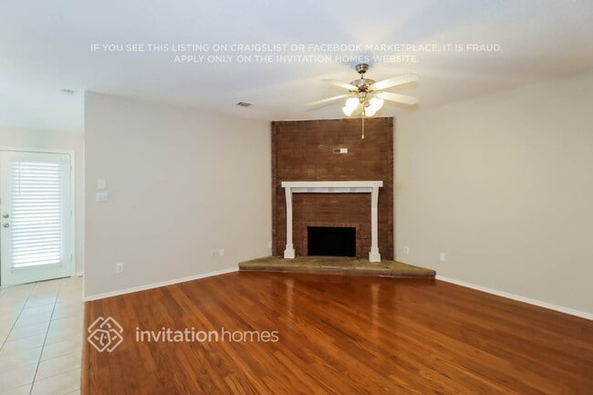 Photo - 9813 Tyler Dr