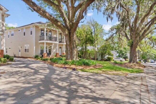 Photo - 1233 N Duval St