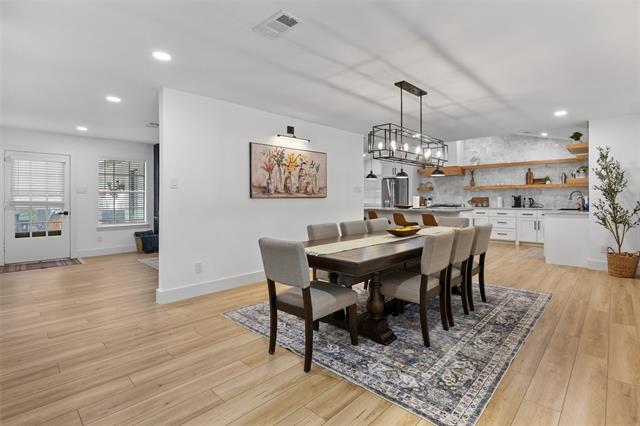 Photo - 3300 Greenbriar Ln