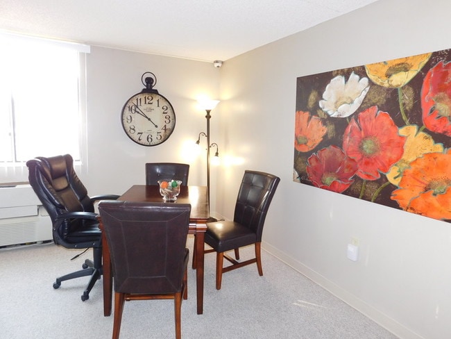 Capitol View Tower Apartments - Seniors 62+