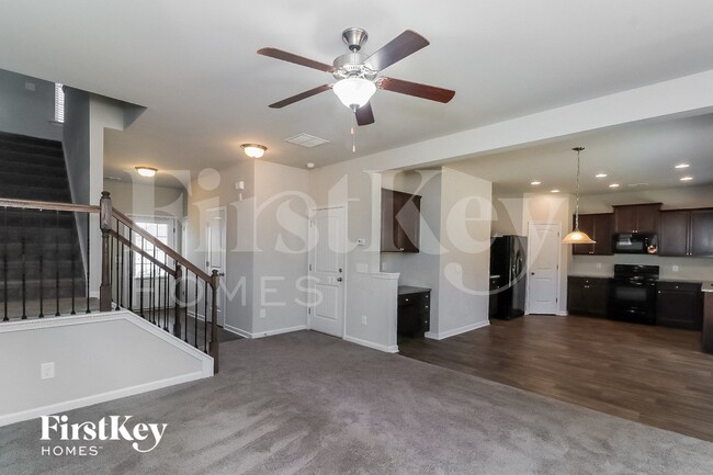 Photo - 100 Howard Ave