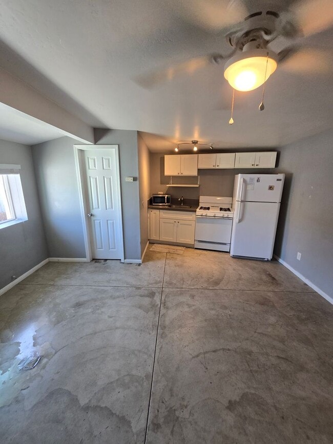 Photo - Normal Heights Recessed Studio w/ Solar + Private Gated Yard Unit 4669 1/2 35th St