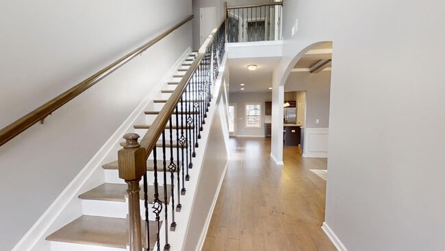 Photo - Beautiful 2 Story Home in W Richland