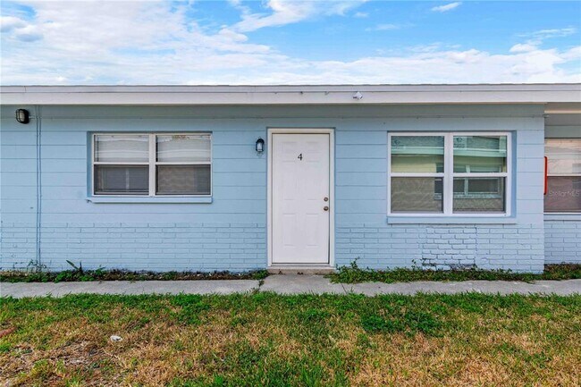 Photo - 140 112th Ave N Unit 4