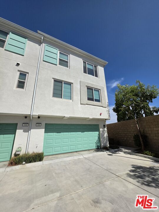 Photo - 306 S Derek Ln
