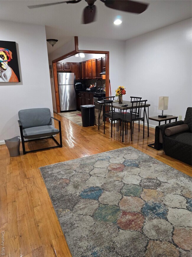 Photo - 137-19 Southgate St Apartamento