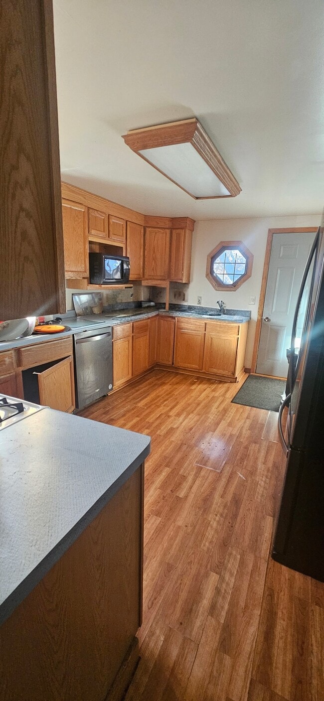 Photo - 1236 Dewey Ave