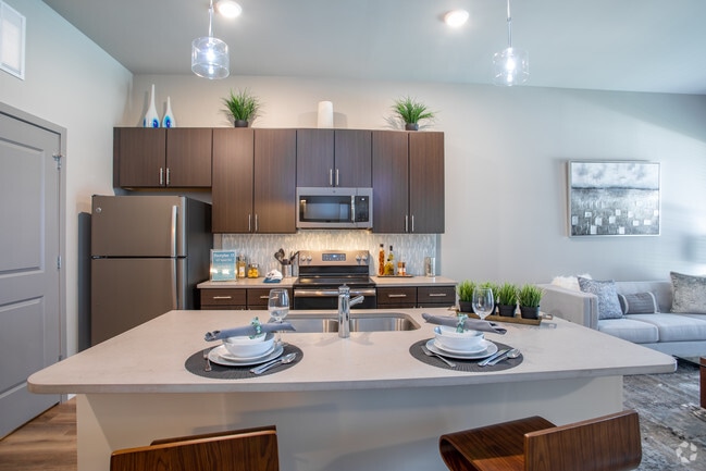 1BR, 1BA - 657 SF Model