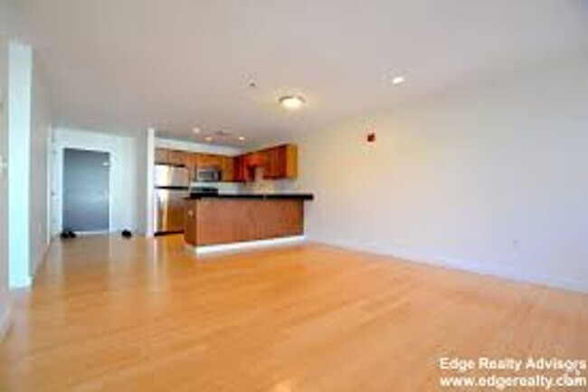 Building Photo - 99 Chestnut Hill Ave., #201, Boston, MA 02135 Rental