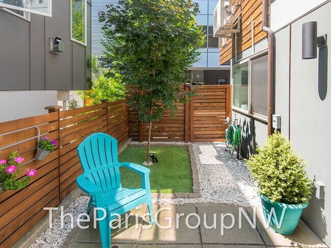 Photo - Stunning Mod 3BR+Den, 3.5BA Townhome * XL Roof Deck *A/C ++