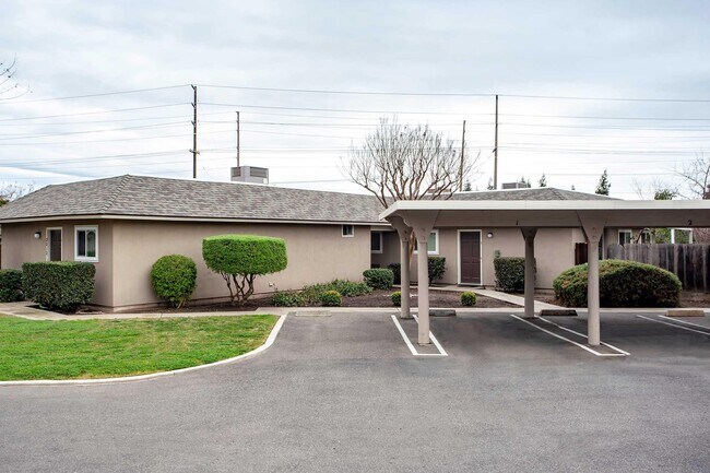 Briggsmore Apartments