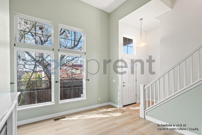 Photo - 1017 Keeble Ct