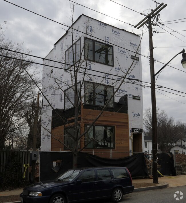 Photo - Jackson Place Flats