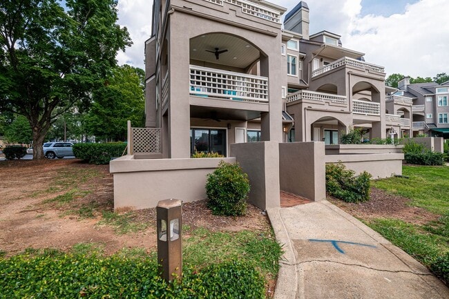 Photo - 646 Portside Dr