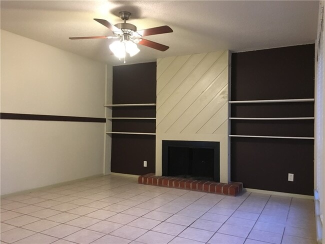 Photo - 7206 Creekside Dr