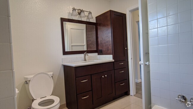 Building Photo - 2455 W 233rd St Rental