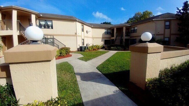Photo - 2605 Heathcote Dr Unit 2605