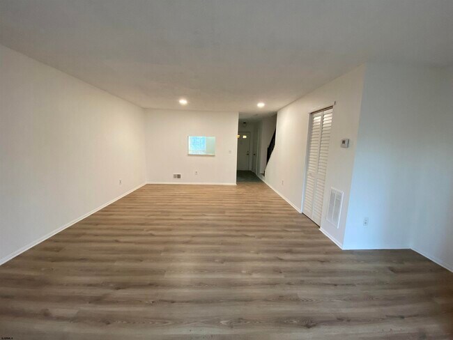 Photo - 264 Mattix Run Unit 264