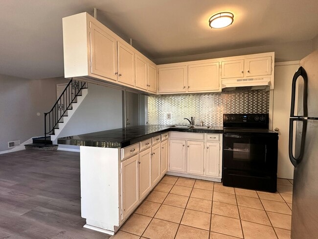 Photo - 3416 Mountainside Rd