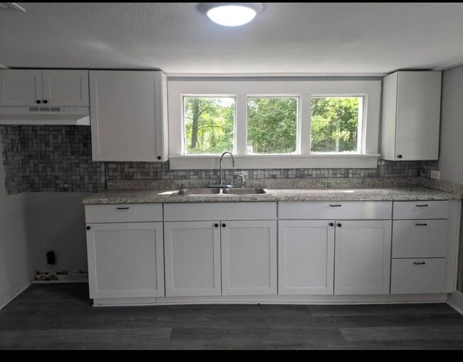 Photo - 506 Reavis St