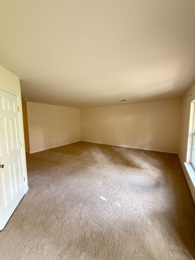 Photo - 15681 Palermo Terrace