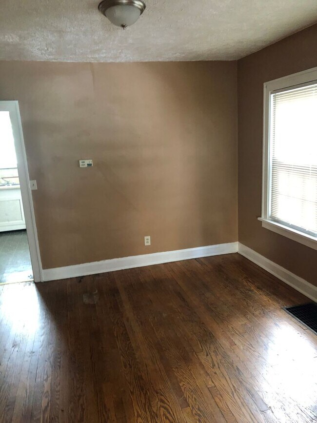 Photo - 916 16th St NW Unit 918 16th St NW