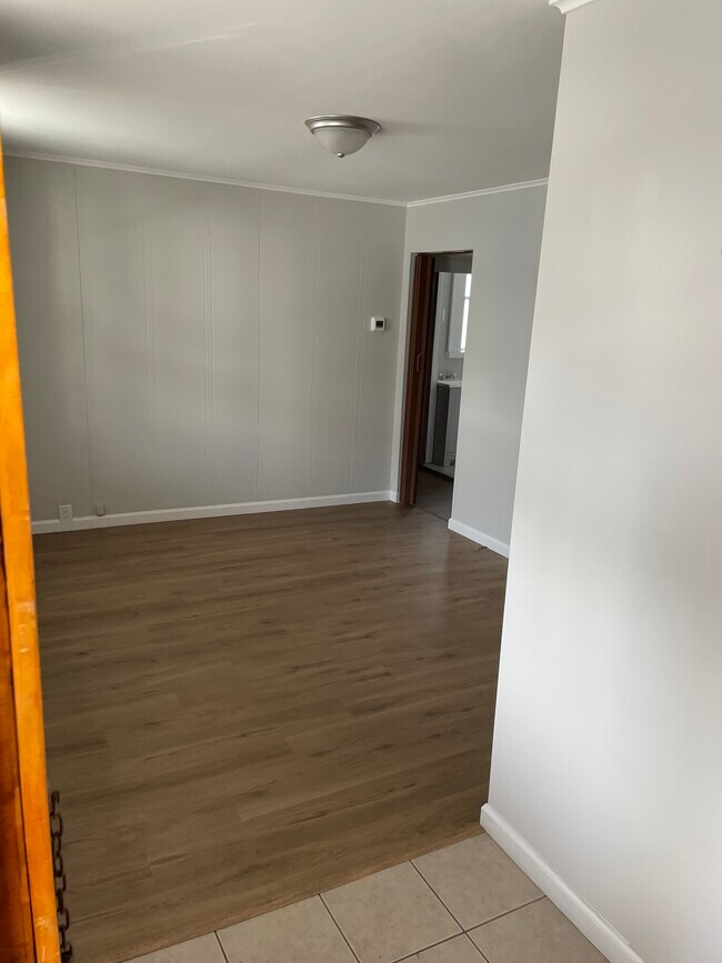 Photo - 327 Milburn Ave Unit #1