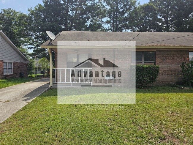 Building Photo - 1521 Pine Cone Ln NW