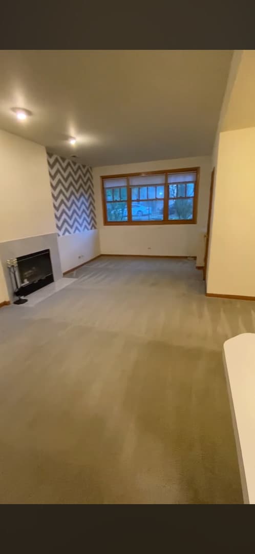 Photo - 1741 W Nelson St