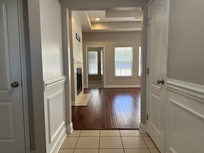 Photo - 59 Forest St NE