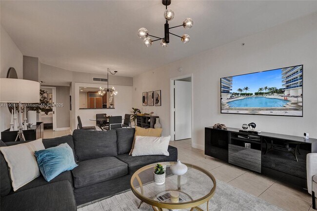 Photo - 9559 Collins Ave Unidad S2-F