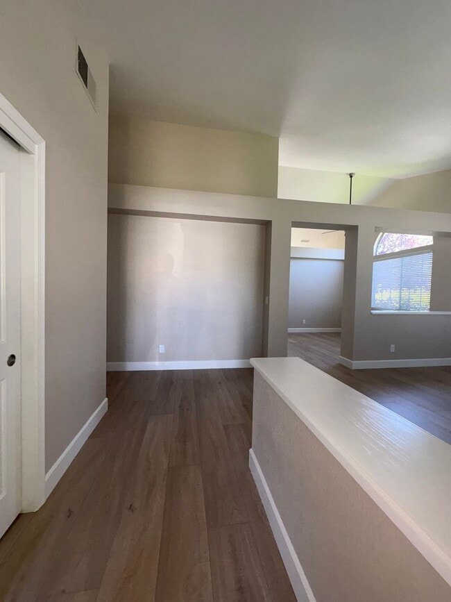 Photo - 798 Shannon Dr